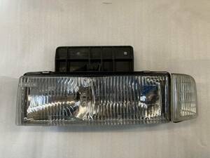  Chevrolet Astro 96* original head light left 