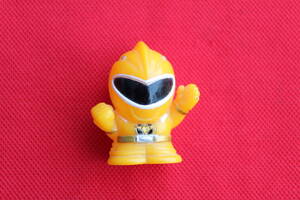 .. perfectly! * Mini sofvi finger doll Bakuryuu Sentai Abaranger abare yellow ⭕..