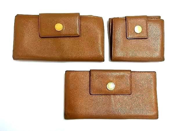 ブルガリ 三つ折り 財布の値段と価格推移は?|126件の売買情報を集計 ...