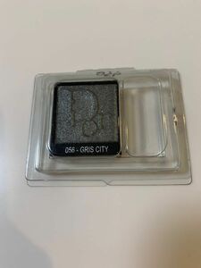 DIOR ディオールショウモノ　056 GRIS CITY グレー系　ラメ　アイシャドウ　アイシャドー　アイカラー