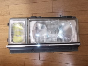トヨタ GX61 クレスタ 左 ヘッドライト ヘッドランプ ライト レンズ 30-82