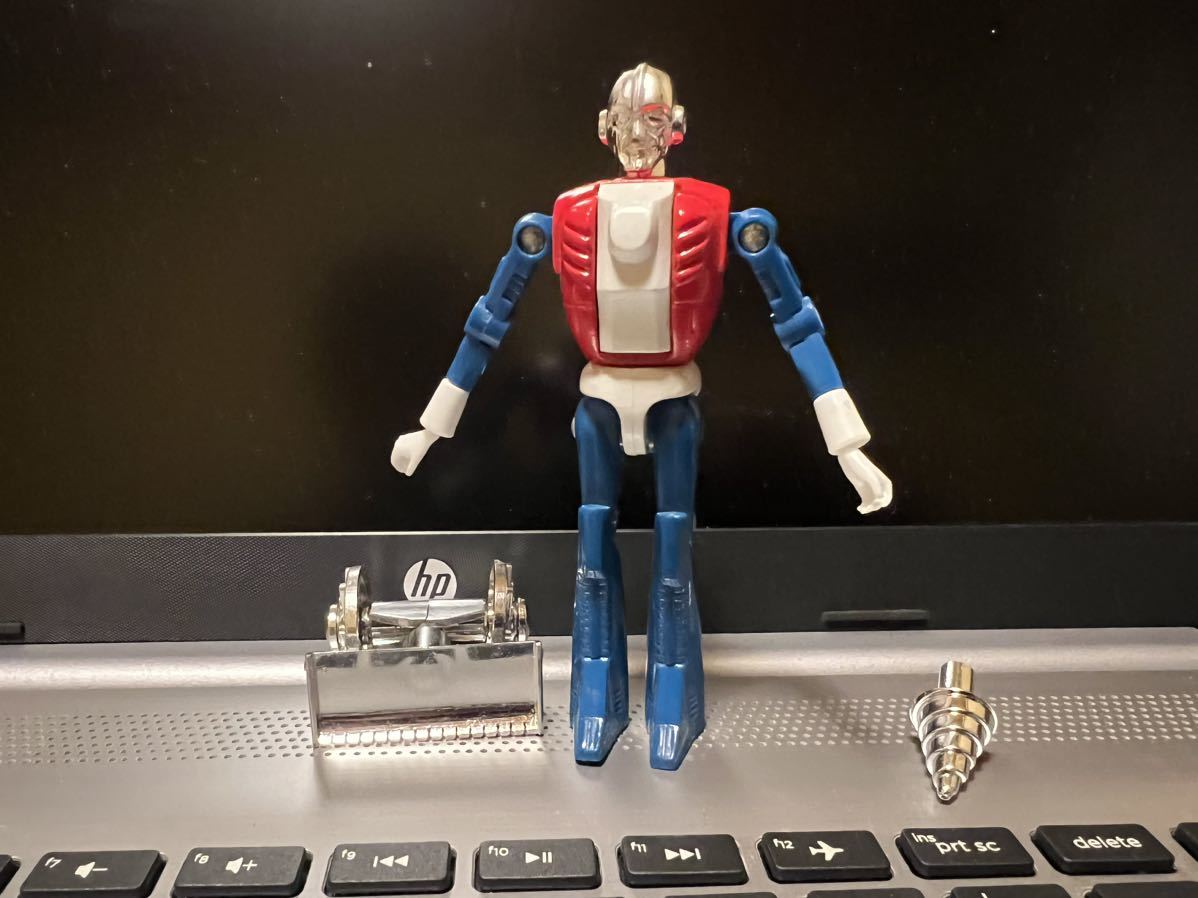タカラ　ロボットマン　変身サイボーグ　キングワルダー　ミクロマン 特撮 売れ筋超特価