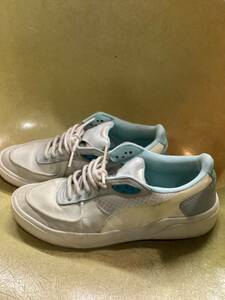 puma x ALEXANDER MQUEEN　スニーカー