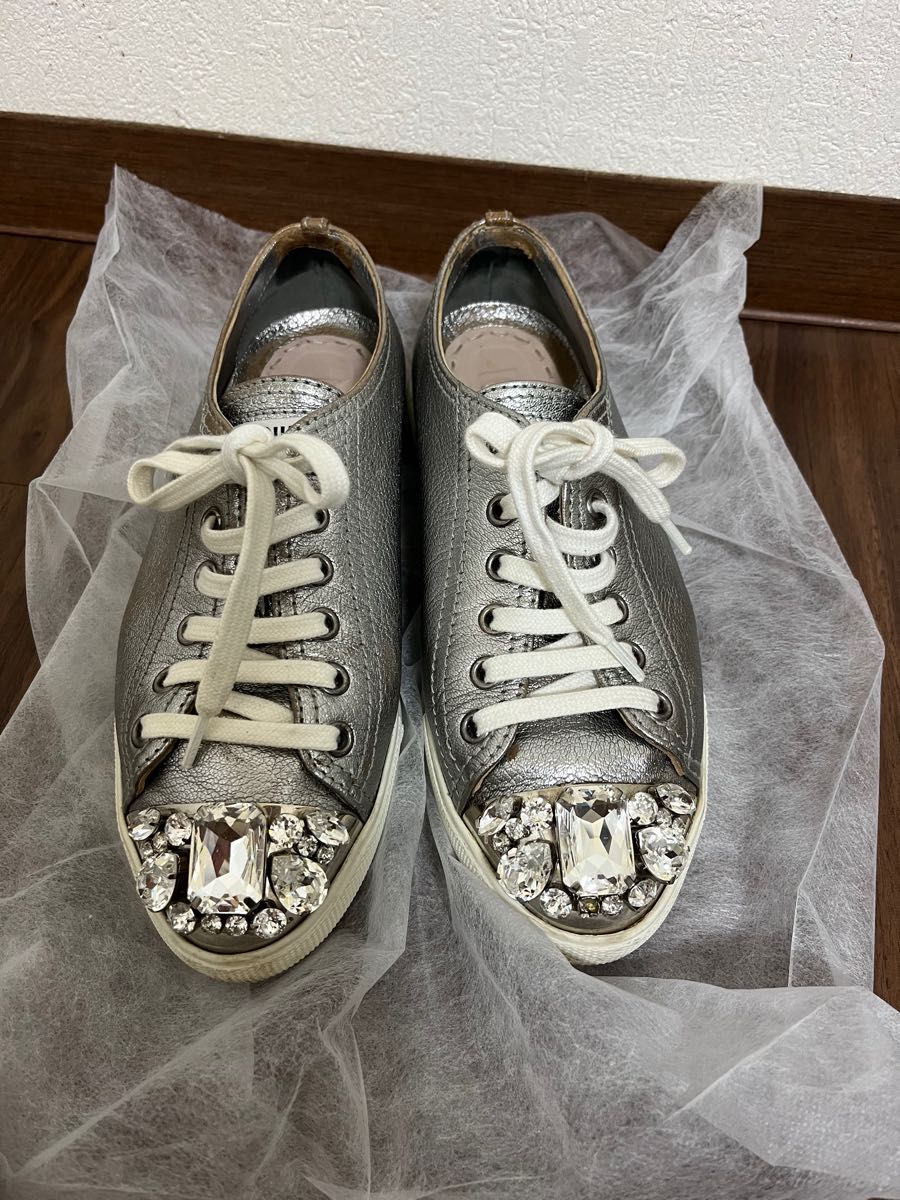 ◇美品◇miumiu スニーカー 厚底 クリスタル スタッズ ビジュー 靴