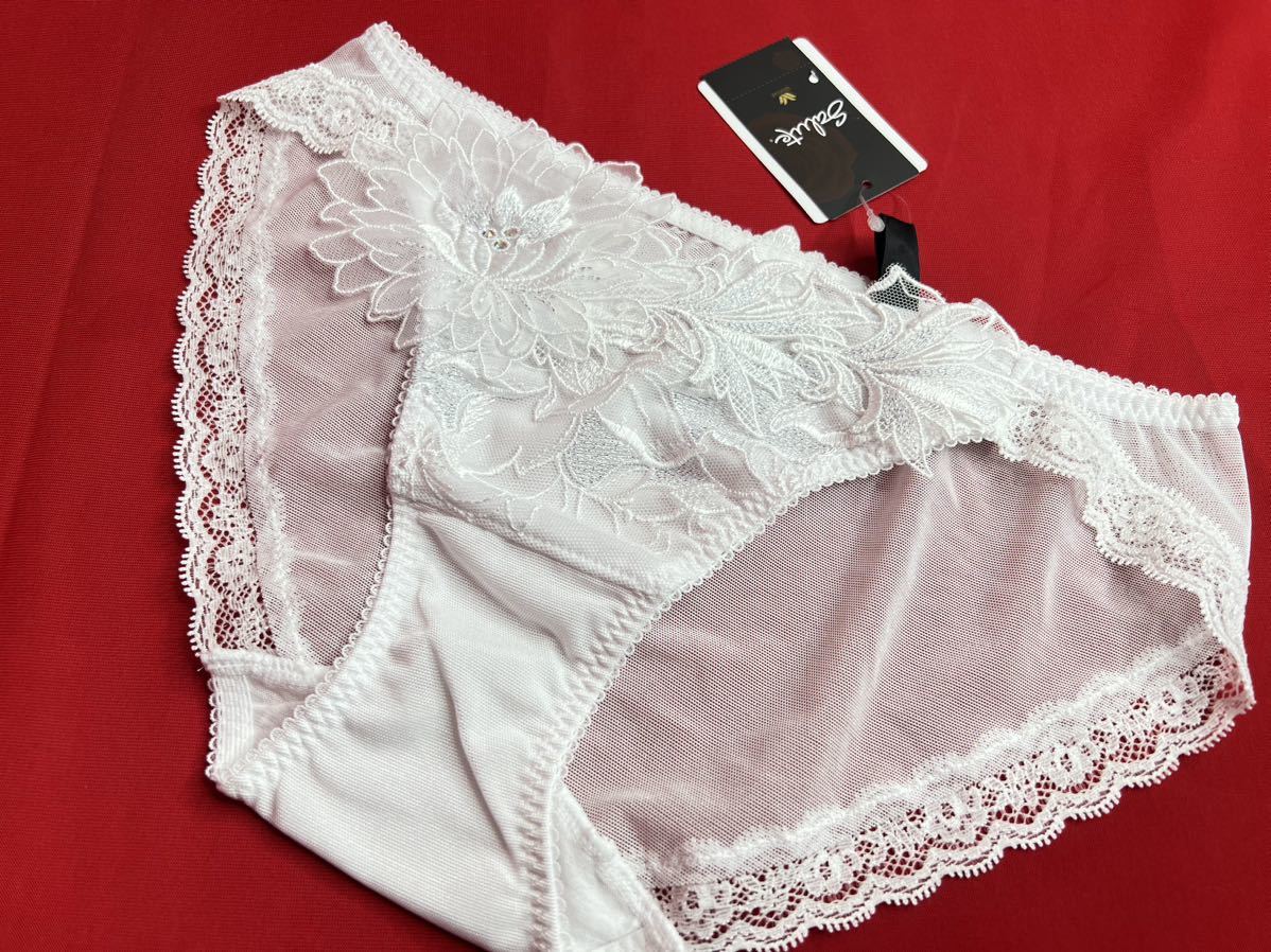 春先取りの サルートランジェリードレスM WH 52 プレステージ tdh