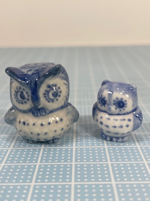 印象のデザイン フクロウ 小物入れ 壁掛け 陶器 骨董品 梟 木 縄 小物