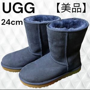 【美品】UGG CLASSIC SHORTII 　ムートンブーツ24cm 