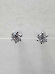 **Pt900* natural diamond 0.20ct* earrings *17