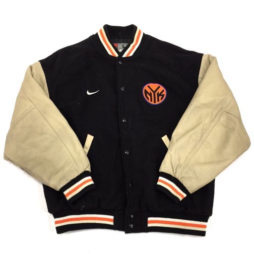 NIKE ナイロンジャケットの値段と価格推移は?|4,061件の売買情報を ...