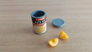  white peach canned goods ..... fruit can Showa Retro Licca-chan doll toy miniature [ rare ]