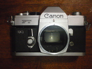 C004-FTQL-1 Canon製一眼レフカメラ本体　FT QL