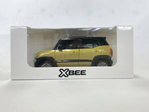 【未使用美品】スズキ XBEE ノベルティ プルバックカー/ミニカー　クロスビー　ラッシュイエローメタリック×ブラック　ツートン【非売品】