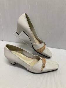 *. bargain!ma gong sMODELLO pumps white 23.0. heel height approximately 6.. part. belt . accent made in Japan 