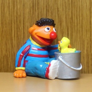  Sesame Street figure a- knee a Hill bucket PVCma pet Jim henson Ame toy sesame mapetsu