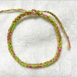 ミサンガ アンクレット ブレスレット 刺繍糸 アクセサリー ハンドメイド 黄緑 ピンク ライトグリーン