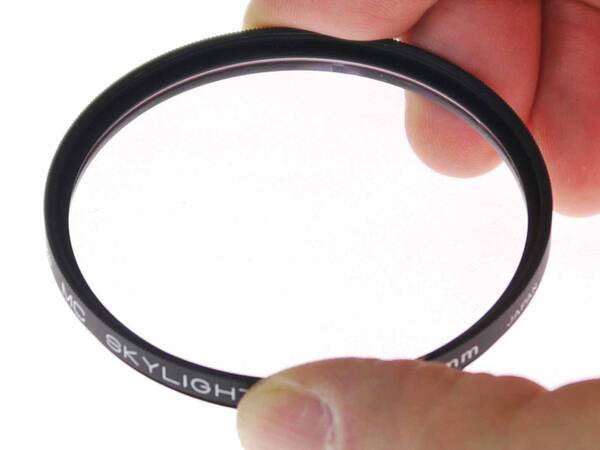 ケンコー(Kenko) レンズ保護フィルター MC スカイライト(1B):弱紫外線カット 58mm つや消し黒 ガラス製 日本製 新品同様