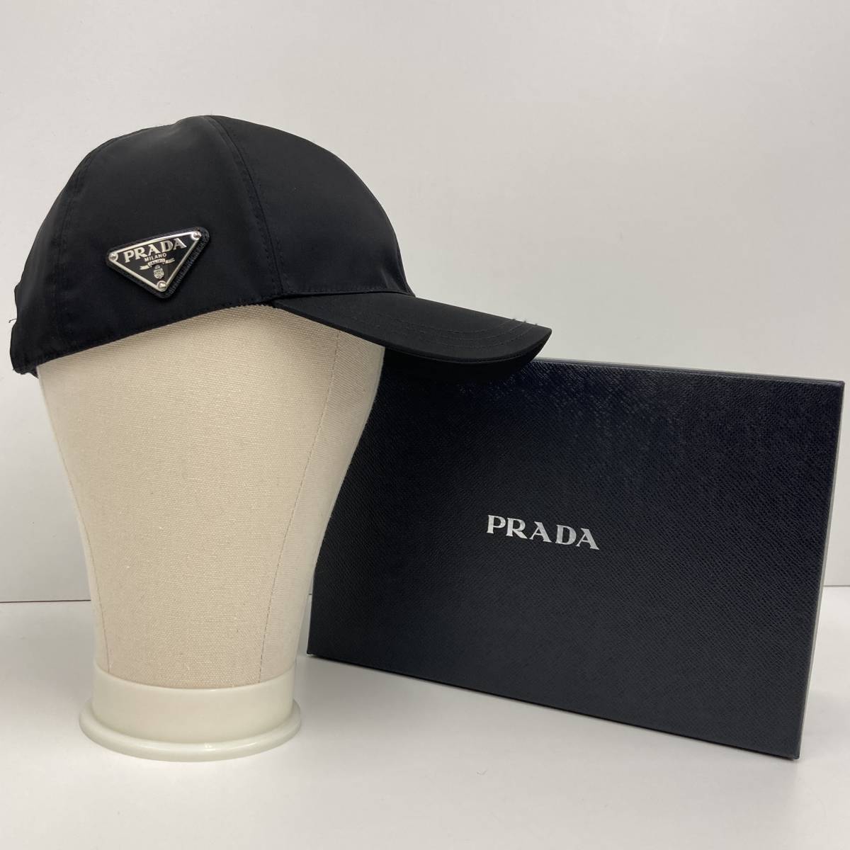 美品 PRADA プラダ 2019年モデル ロゴプレート ベルクロ ナイロン