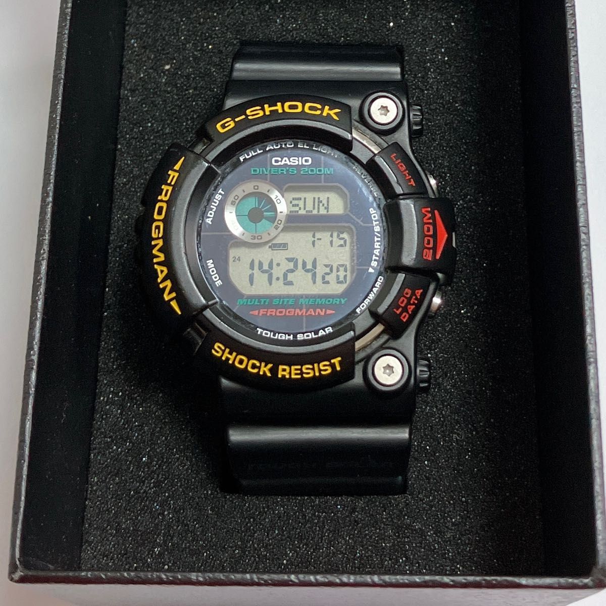 セール! G-SHOCK 2代目 フロッグマン 20世紀記念 DW-8200ZU-1T - 通販