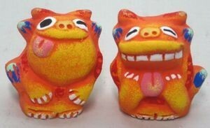 Art hand Auction Yonago Yaki Cherry 2 Rouge Shisa taille S, œuvres faites à la main, intérieur, marchandises diverses, ornement, objet