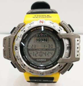 CASIO　カシオ　PRO TREK　プロトレック　PRT-401J クォーツ　デジタル　ブラック　イエロー　TRIPLE SENSOR ラバーベルト　腕時計