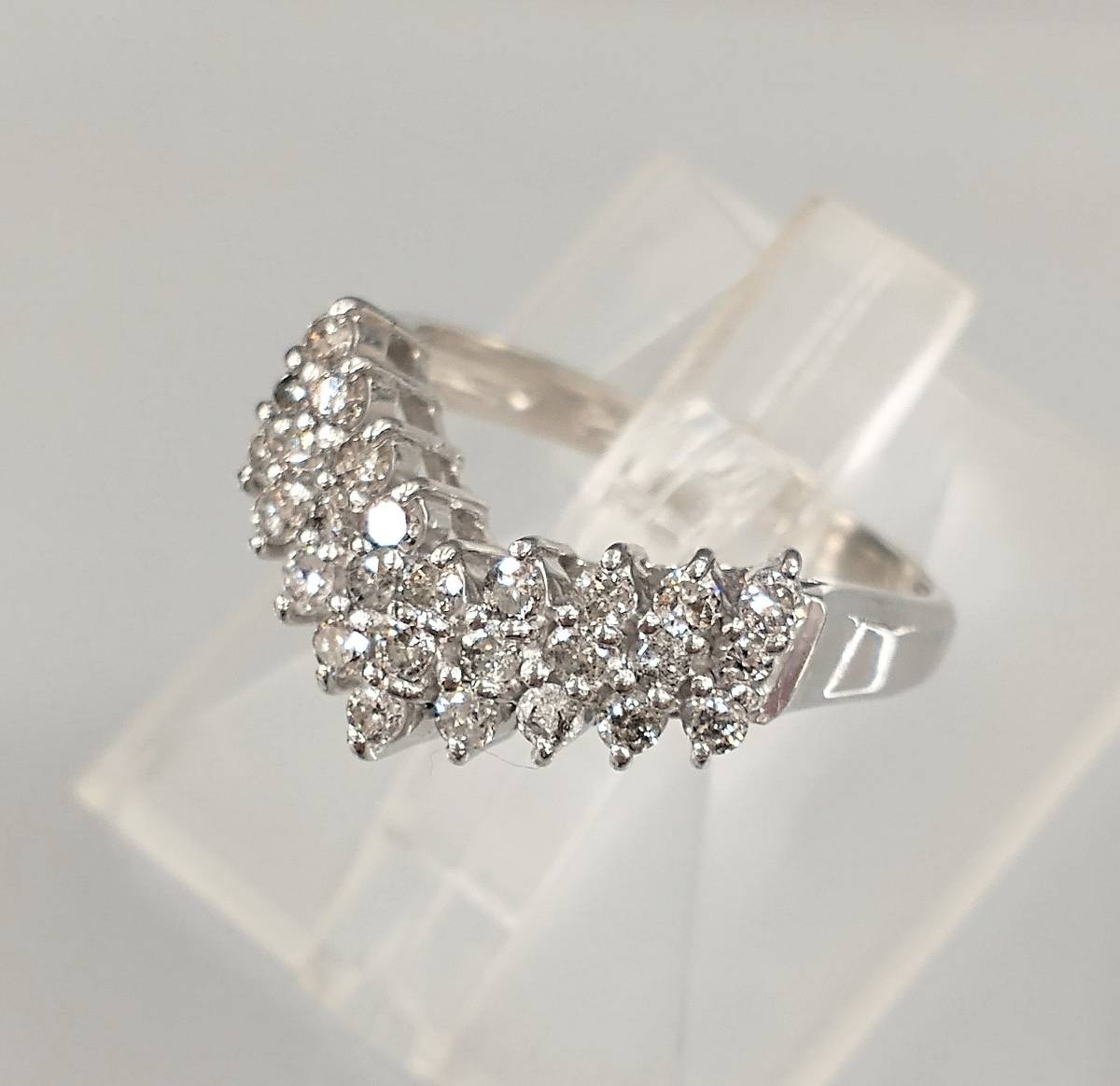 ヤフオク! -pt900 0.5ct ダイヤモンド リング(指輪)の中古品・新品・未 ...