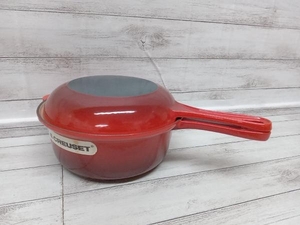 LE CREUSET ル・クルーゼ 鍋セット　フライパン:直径約20.5cm、高さ約4cm 鍋:直径約22cm、高さ約8.5cm 付属品は画像の物が全て　状態込み