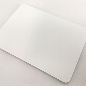 Apple MK2D3ZA/A A1535 Magic Trackpad マジック トラックパッド 中古 美品 Y7162557の画像1