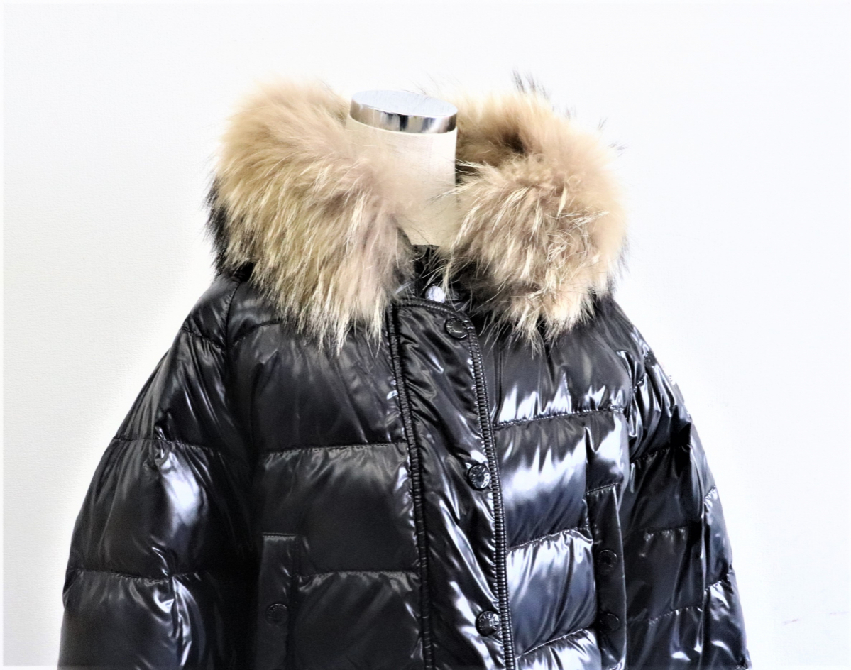 MONCLER モンクレール ダウンジャケット ブラックカラー 黒色 2号