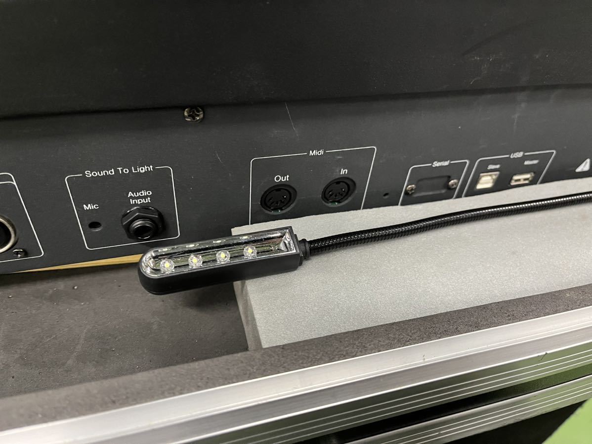 舞台照明 照明卓 ムービング卓 CODE PHANTOM 1024 ジャンク ケース付き ...