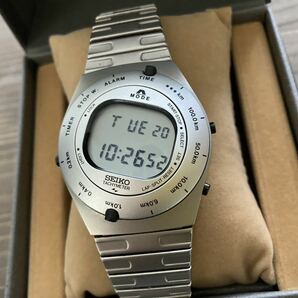 即決！USED 美品SEIKO セイコー ジウジアーロ 腕時計 復刻モデル 即完売商品 デジタル シルバー SBJG001の画像1
