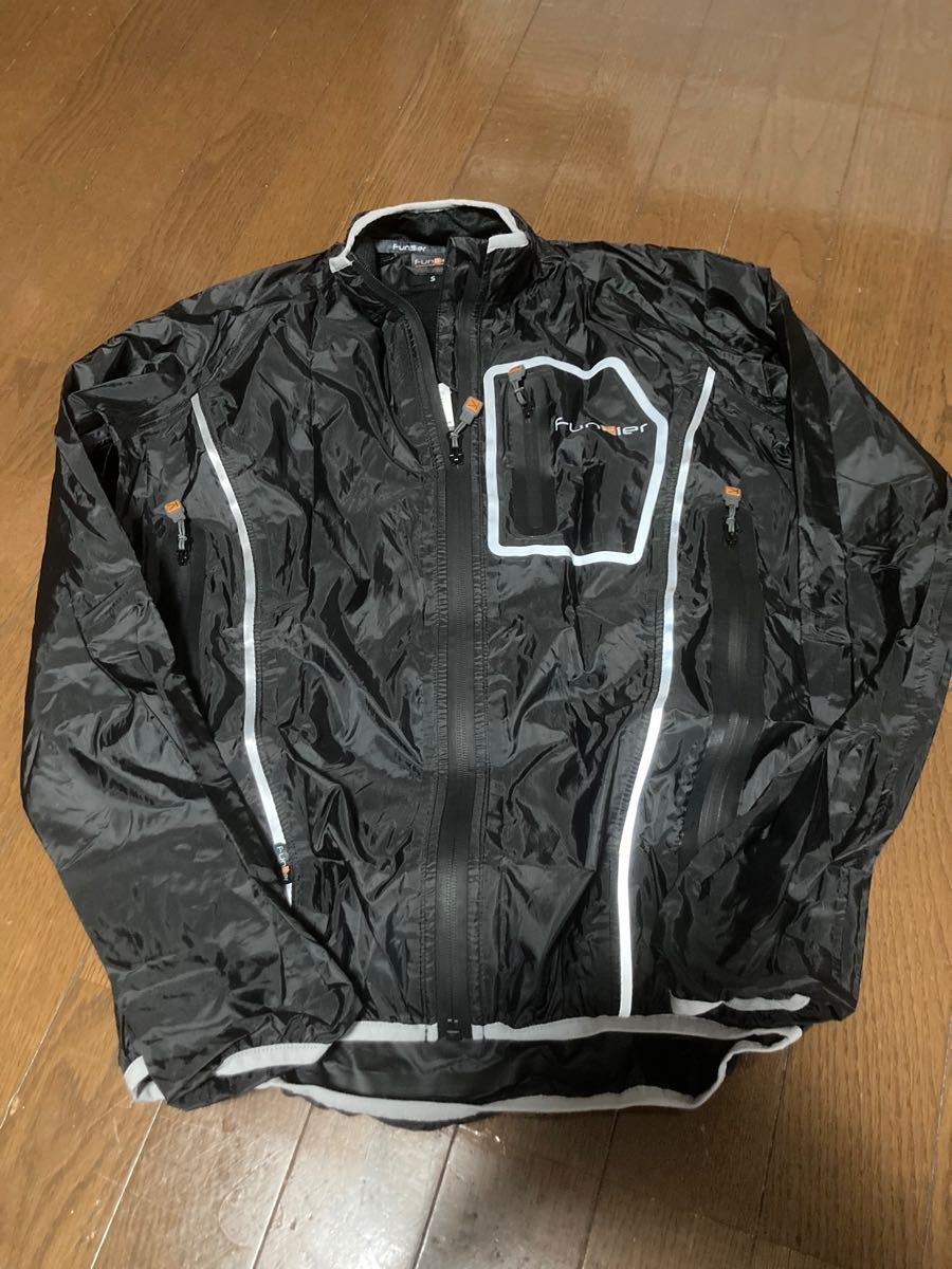 濃いピンク系統 SPECIALIZED Hyperviz レースジャケット 防風 防水