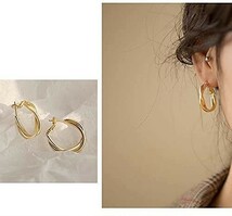 ★ オシャレ ねじる ピアス ☆ ジュエリー フープピアス 耳飾り スタッド イヤリング レディース アクセサリー 両耳用 金 a1_画像4