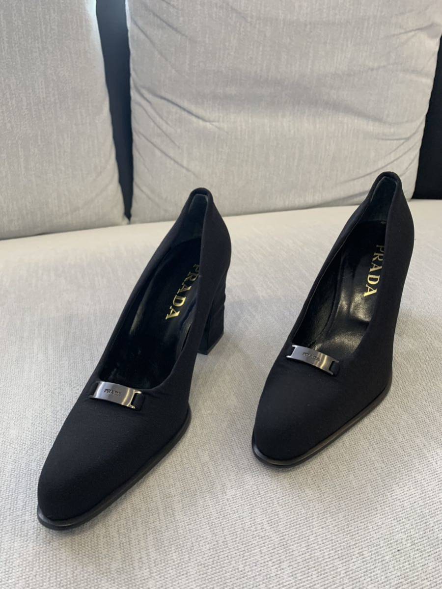ヤフオク! -「プラダ 37.5」(女性用) (靴)の落札相場・落札価格