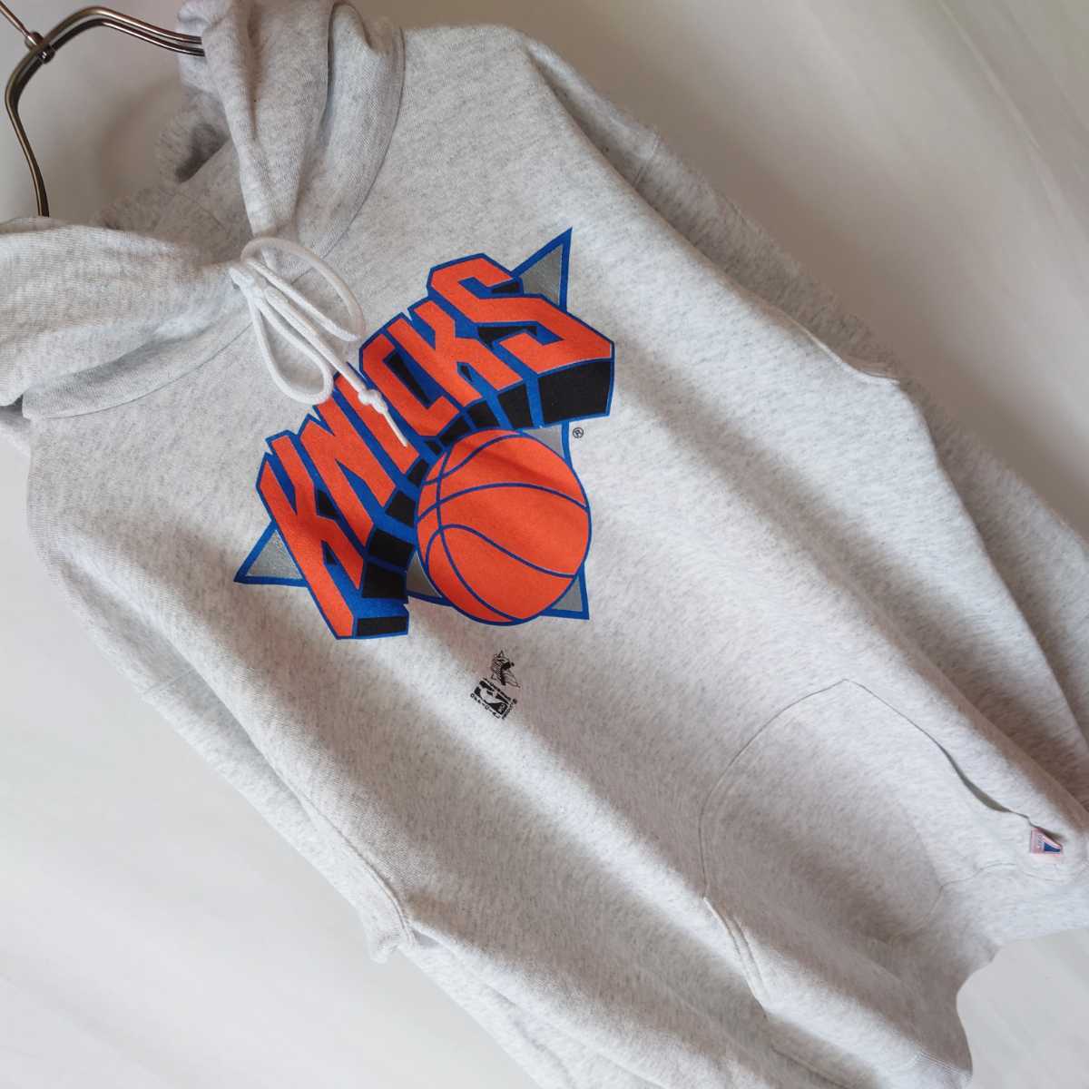NBA ミッチェルネス ニューヨーク ニックス プルオーバー