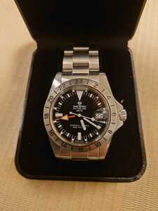 in kipio9 self-winding watch box attaching wristwatch 