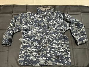 中古美品　made in USA NWU ECWCSゴアテックスパーカー medium SHORT★ USN US NAVY VALLEY APPAREL製