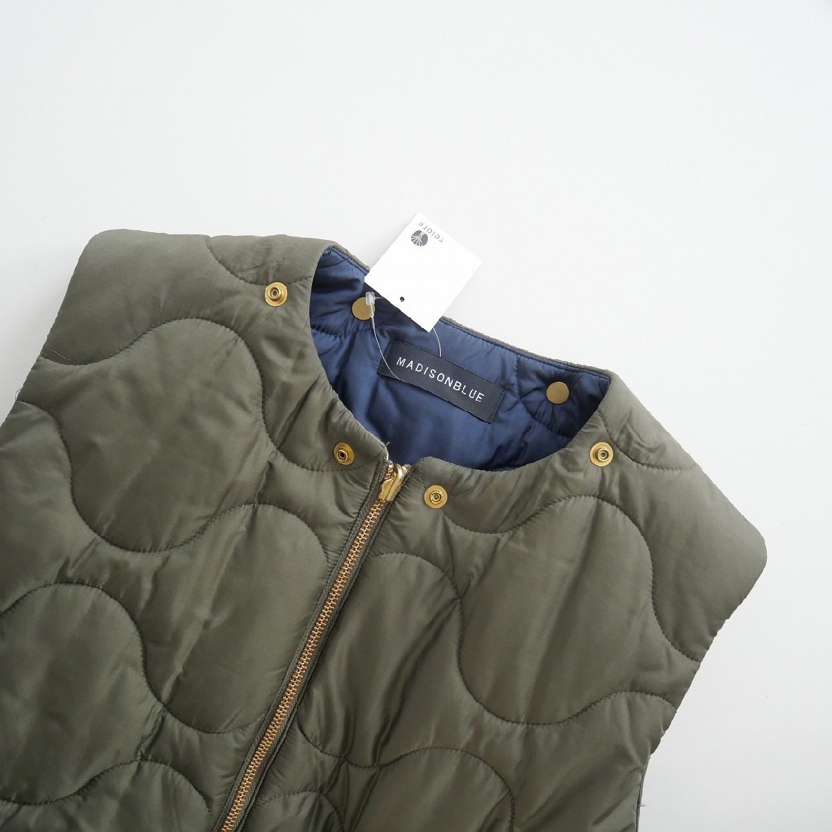 マディソンブルー QUILTING SLEEVELESS HOODIE CT