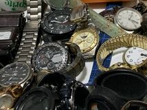 腕時計ジャンク品 腕時計大量200個 腕時計大量ジャンク　腕時計まとめ売り_画像2