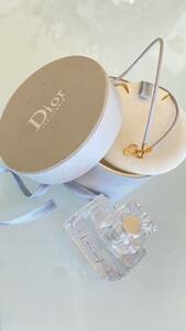  Dior dior jewelry necklace string change MissDior perfume attaching 