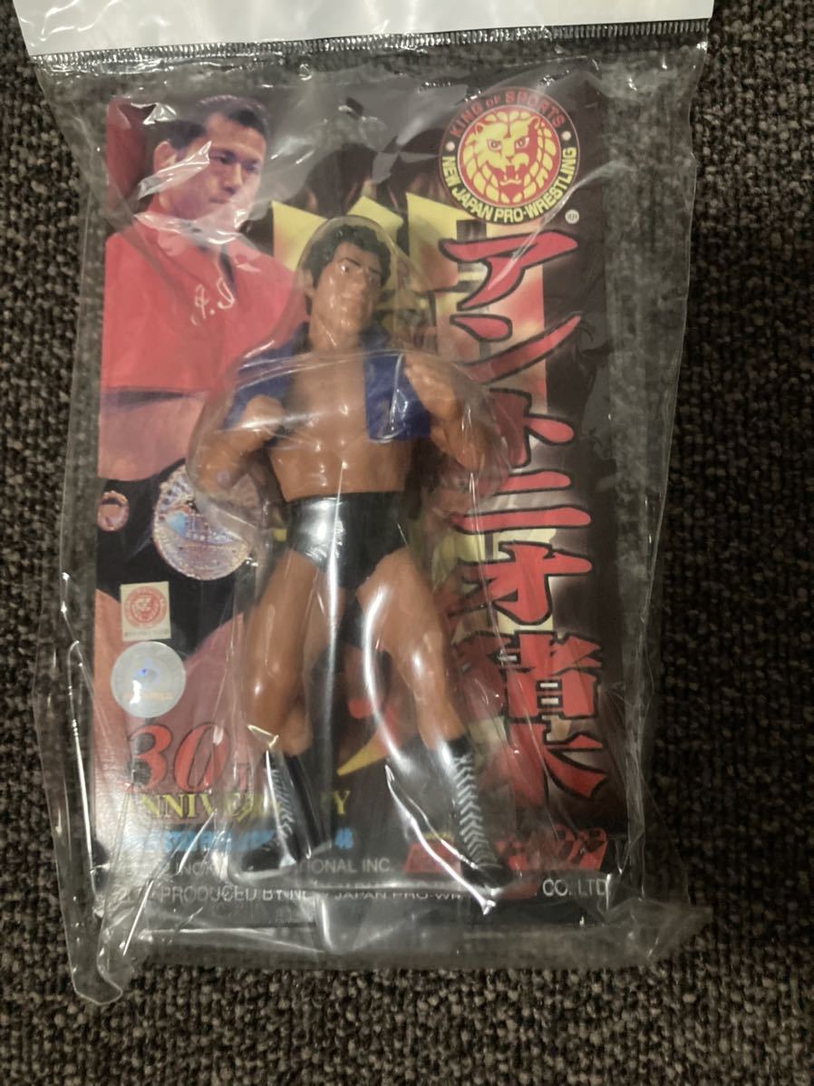 シルバーピーチ アントニオ猪木 青タオル プロレス フィギュア - スポーツ