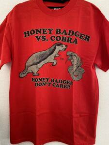 dead stock honey badger vs. cobra Tシャツ ラーテル コブラ ハブとマングース