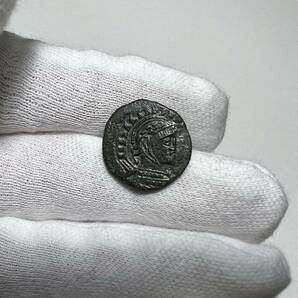 【古代ローマコイン】Barbarian（野蛮人のコイン）クリーニング済 ブロンズコイン 銅貨(FCRunzUH6m)の画像3