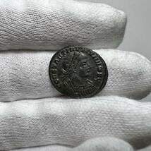 【古代ローマコイン】Constantine II（コンスタンティヌス2世）クリーニング済 ブロンズコイン 銅貨(shVNTGz2mG)_画像3