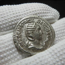 【古代ローマコイン】Otacilia Severa（オタキリア・セウェラ）クリーニング済 シルバーコイン 銀貨(a3mnjxCkzb)_画像5
