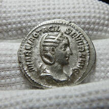 【古代ローマコイン】Otacilia Severa（オタキリア・セウェラ）クリーニング済 シルバーコイン 銀貨(a3mnjxCkzb)_画像3