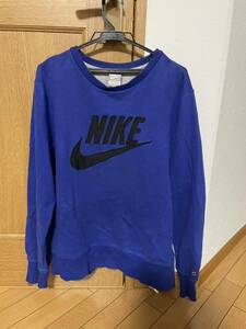 NIKE(ナイキ)NIKEロゴ　グレータグ　スウェットトップス