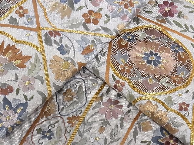 ヤフオク! -スワトウ刺繍 着物の中古品・新品・未使用品一覧