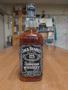 【古酒　即決】Jack Daniel's ウィスキー特級 ジャックダニエル 45度 箱なし 750ml 80か90年代もの 自宅保管品