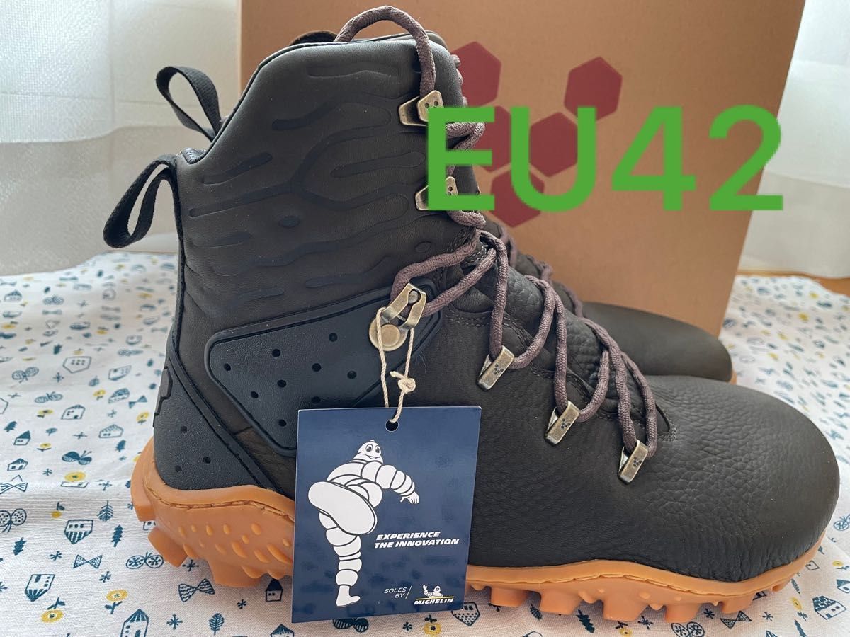 ベンチ 収納付 ☆新品☆Vivobarefoot TRACKER トラッカーII FG EU42
