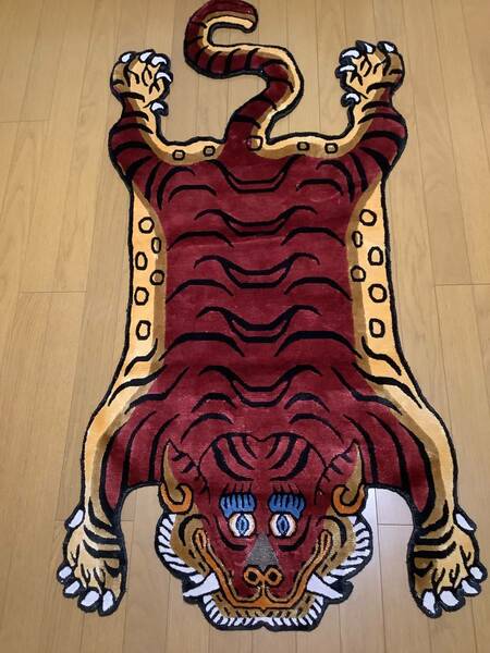 『SALE』《 本物　新品　1点物 》シルク　チベタンタイガー　虎　BIG 約143センチ　チベット絨毯　8